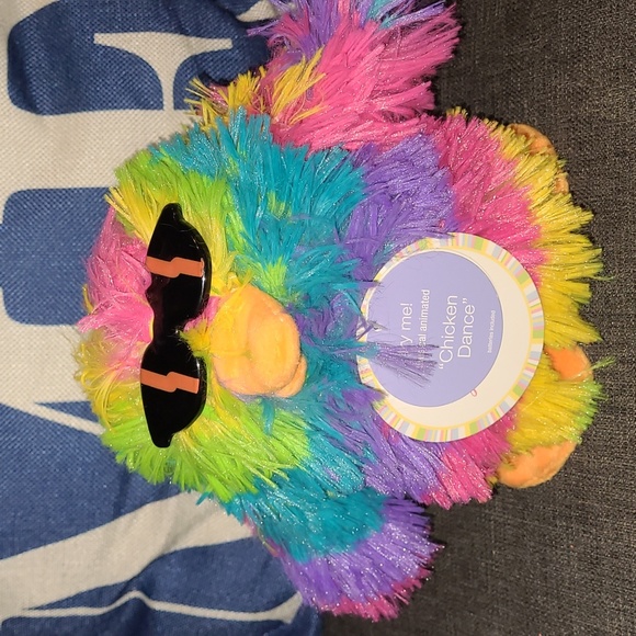 Vintage Animated Plush Rainbow Chick Plush Dances To Chicken Dance - Picture 6 of 6